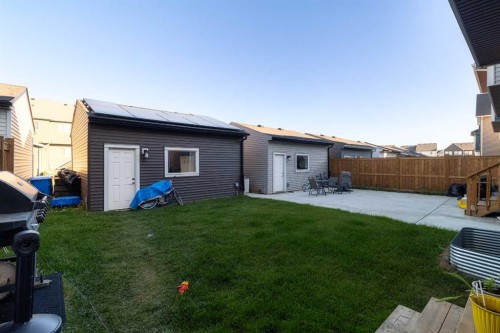 74 Mallard Heath Se, Calgary, AB 