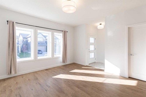 74 Mallard Heath Se, Calgary, AB 