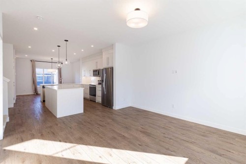 74 Mallard Heath Se, Calgary, AB 