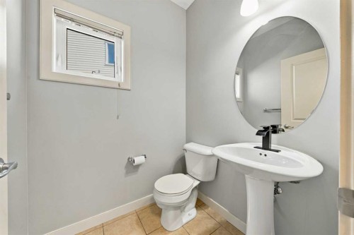 44 Skyview Point Terrace Ne, Calgary, AB 