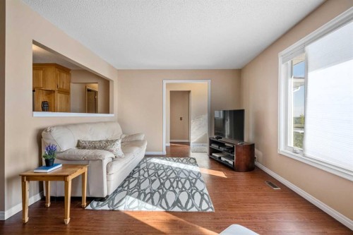 244 Cantrell Drive Sw, Calgary, AB 