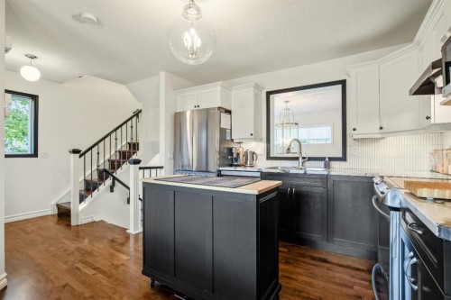 190 Inglewood Grove Se, Calgary, AB 