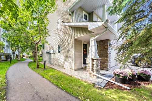 190 Inglewood Grove Se, Calgary, AB 