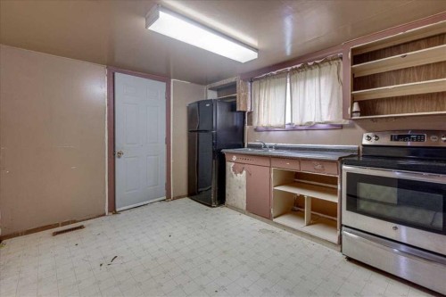 2214 19 Avenue, Bowden, AB 