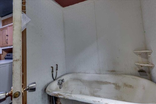 2214 19 Avenue, Bowden, AB 