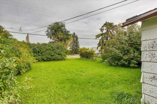 2214 19 Avenue, Bowden, AB 