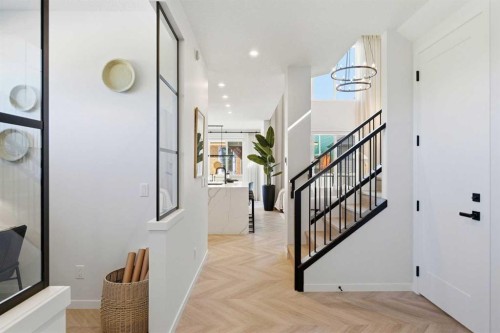 345 West Grove Lane Sw, Calgary, AB 