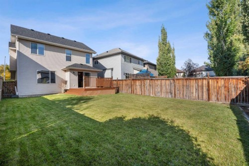 15 Cranfield Manor Se, Calgary, AB 