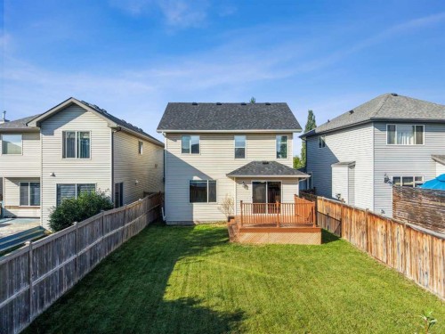15 Cranfield Manor Se, Calgary, AB 