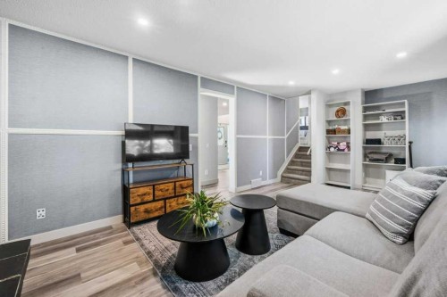 513 Oakridge Way Sw, Calgary, AB 