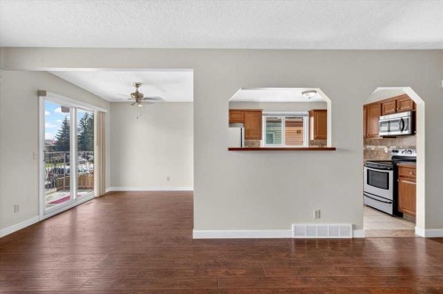 1823 47 Street Se, Calgary, AB 
