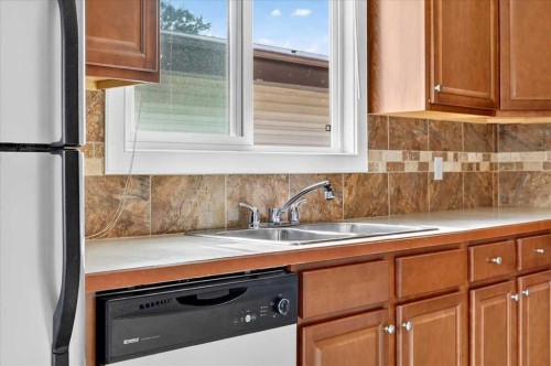 1823 47 Street Se, Calgary, AB 