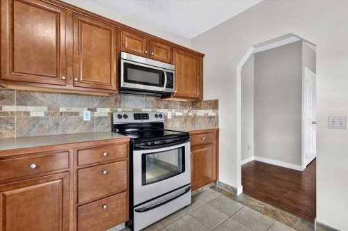 1823 47 Street Se, Calgary, AB 