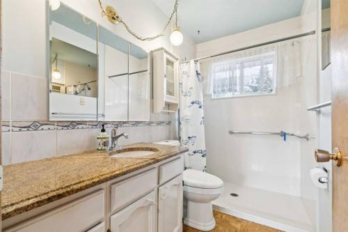 4528 26 Avenue Sw, Calgary, AB 