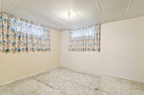 4528 26 Avenue Sw, Calgary, AB 