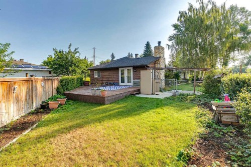 4528 26 Avenue Sw, Calgary, AB 