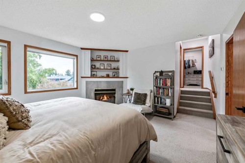 16 Evergreen Gardens Sw, Calgary, AB 