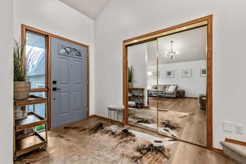 16 Evergreen Gardens Sw, Calgary, AB 