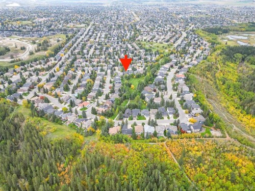 16 Evergreen Gardens Sw, Calgary, AB 
