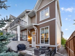 817 Cranbrook Walk SE Calgary, AB T3M 2V5
