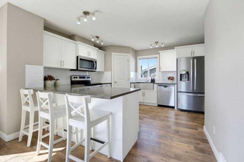 115 Heartland Boulevard, Cochrane, AB 