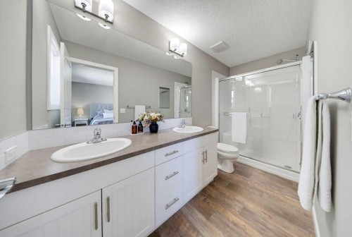 115 Heartland Boulevard, Cochrane, AB 