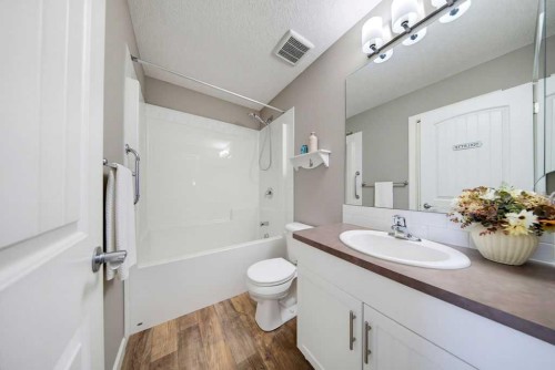 115 Heartland Boulevard, Cochrane, AB 