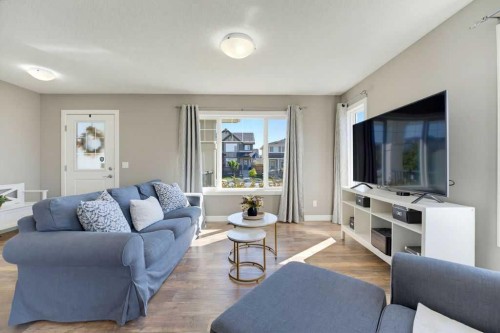 115 Heartland Boulevard, Cochrane, AB 