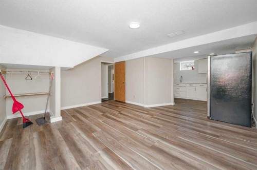 823 Sabrina Road Sw, Calgary, AB 