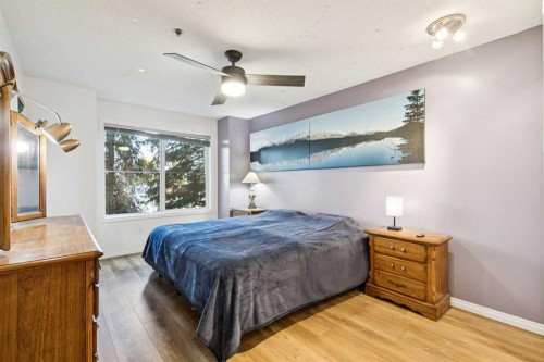 209-4507 45 Street, Calgary, AB 