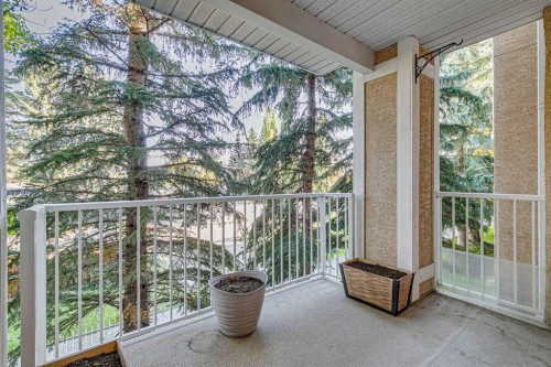 209-4507 45 Street, Calgary, AB 