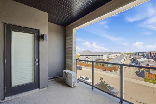 301-55 Wolf Hollow Crescent Se, Calgary, AB 