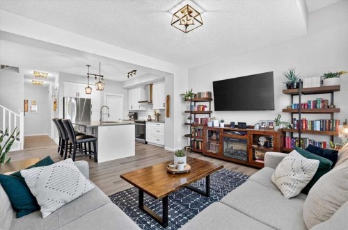 44 Magnolia Heights Se, Calgary, AB 