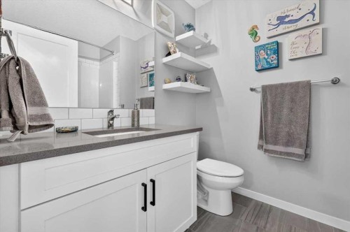 44 Magnolia Heights Se, Calgary, AB 