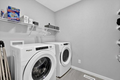 44 Magnolia Heights Se, Calgary, AB 