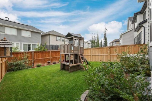 44 Magnolia Heights Se, Calgary, AB 