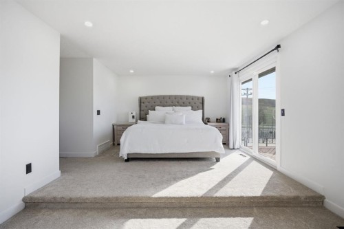 76 Beaconsfield Way Nw, Calgary, AB 