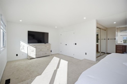 76 Beaconsfield Way Nw, Calgary, AB 