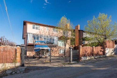 76 Beaconsfield Way Nw, Calgary, AB 