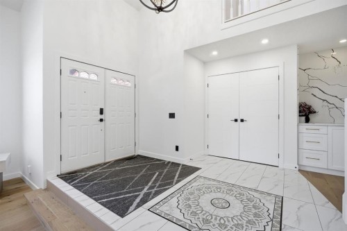 76 Beaconsfield Way Nw, Calgary, AB 