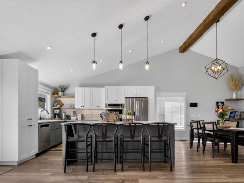 1215 Lake Twintree Drive Se, Calgary, AB 