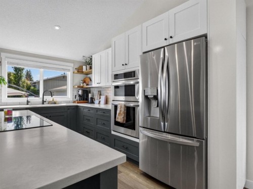 1215 Lake Twintree Drive Se, Calgary, AB 