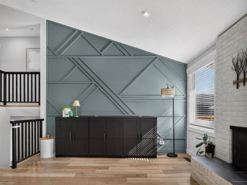 1215 Lake Twintree Drive Se, Calgary, AB 