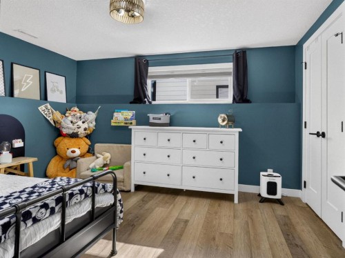 1215 Lake Twintree Drive Se, Calgary, AB 