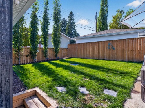 1215 Lake Twintree Drive Se, Calgary, AB 