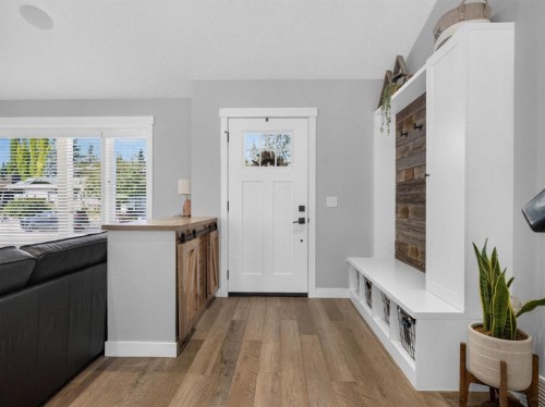 1215 Lake Twintree Drive Se, Calgary, AB 