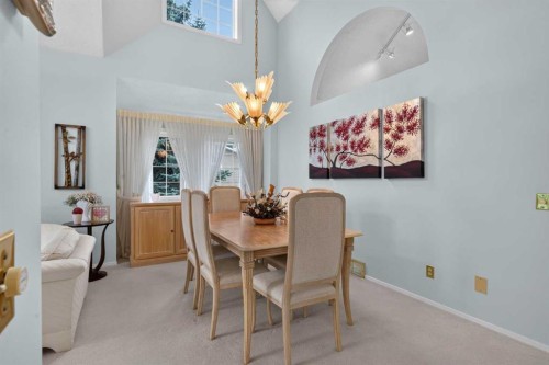 8516 Hawkford Gate Nw, Calgary, AB 