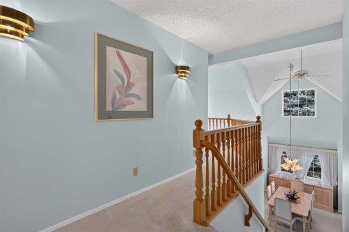8516 Hawkford Gate Nw, Calgary, AB 
