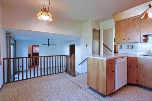 4116 40 Avenue Nw, Calgary, AB 