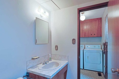 4116 40 Avenue Nw, Calgary, AB 